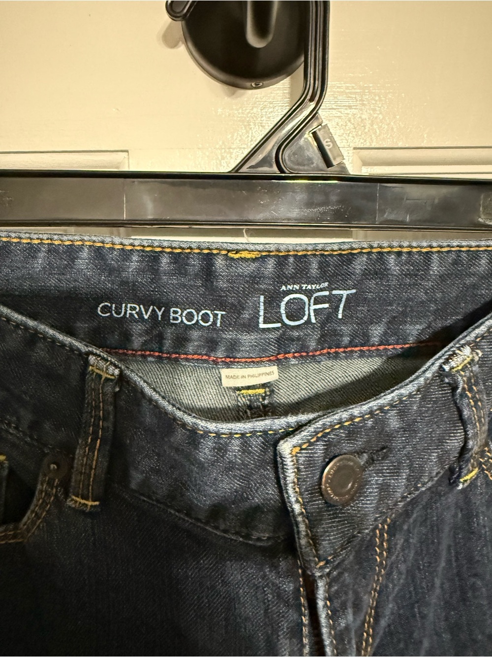 Ann Taylor Boot Cut Jeans in Dark Blue Denim - Picture 2 of 4